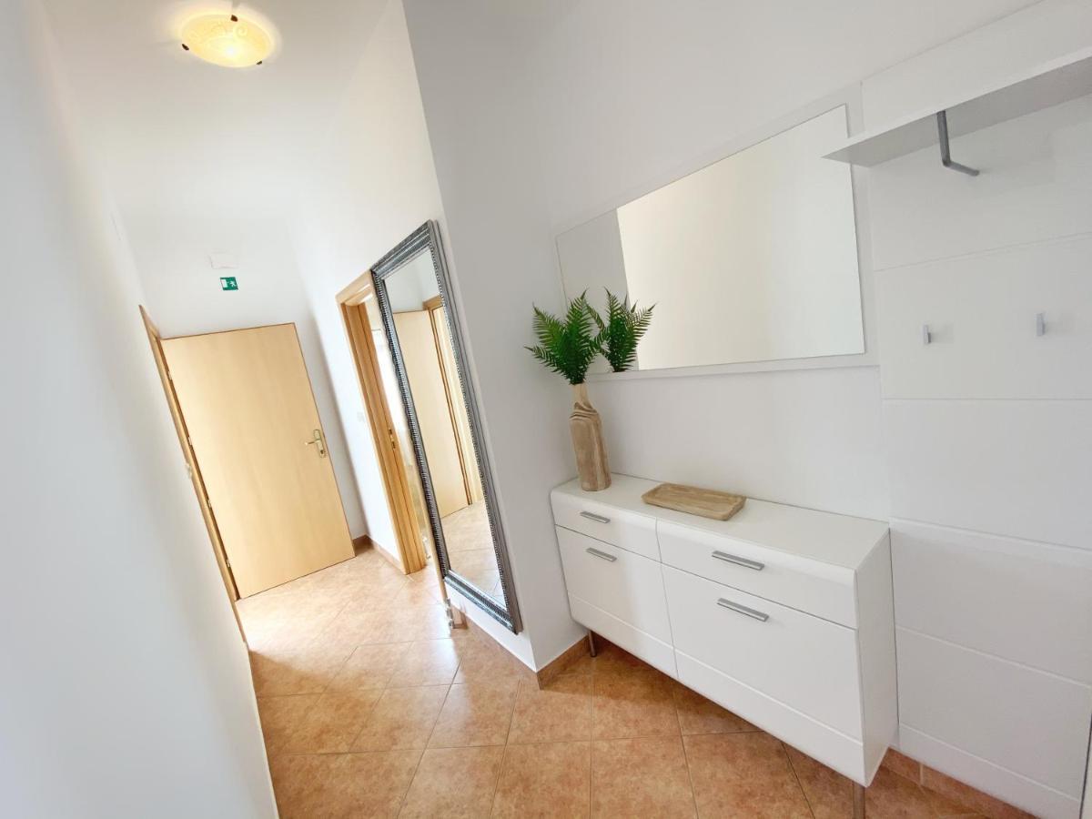 Apartments Saric بيوغْغاد نا موغو المظهر الخارجي الصورة