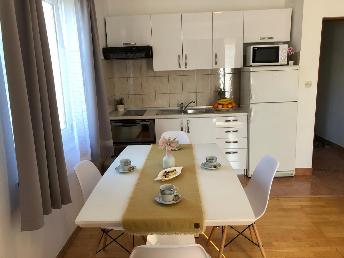 Apartments Saric بيوغْغاد نا موغو المظهر الخارجي الصورة